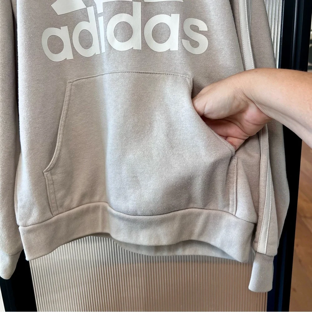 adidas Boys Tech Fleece Hoodie Tan Beige Athletic Logo Sweatshirt Youth M 10 12
